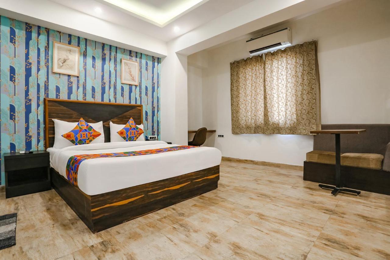 Grand La Casa Near Igi Airport New Delhi